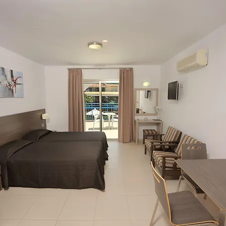 Petrosana Hotel Apartments-3